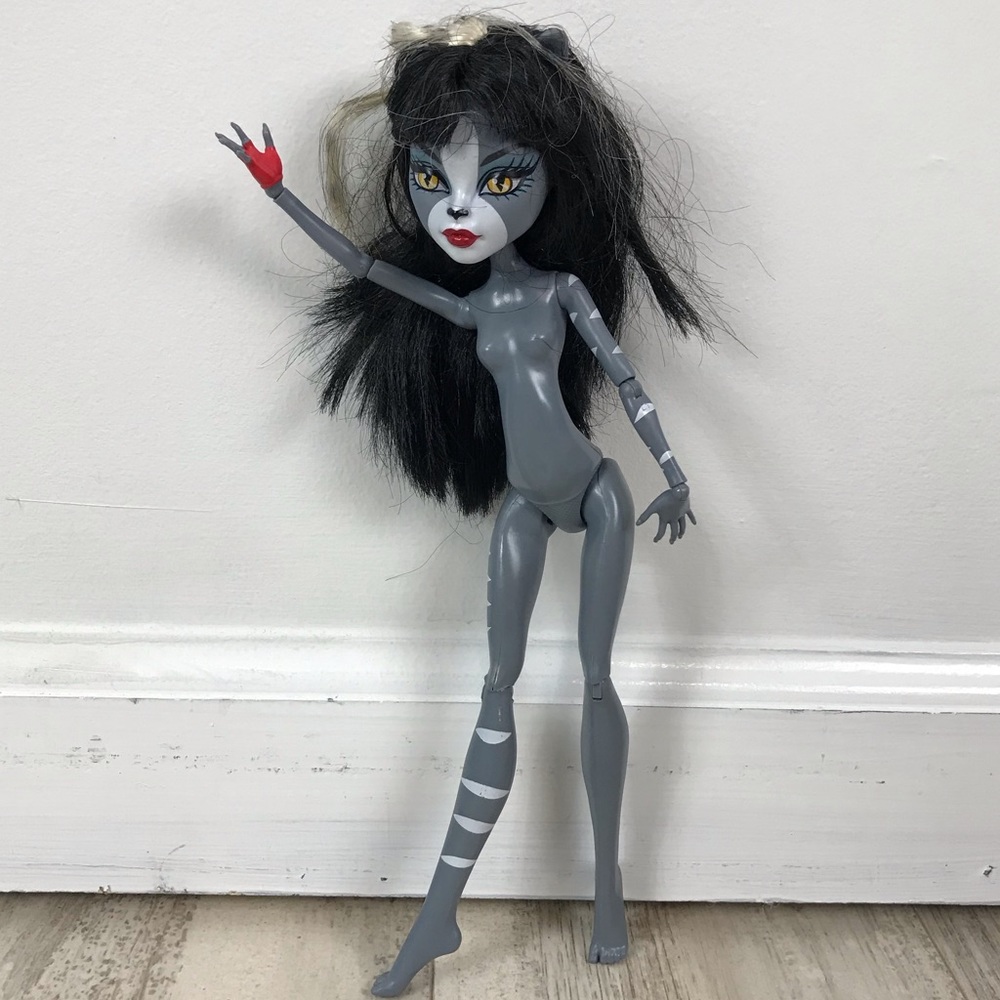 Monster High Werecat Twin Sister Purrsephone Doll